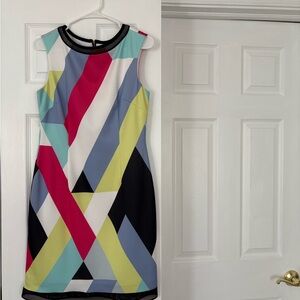 Tahari Size 6 Geometric Patterned Dress
